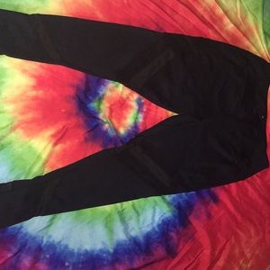 Black athletic leggings